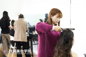 西安学化妆就业率高的学校有哪些？